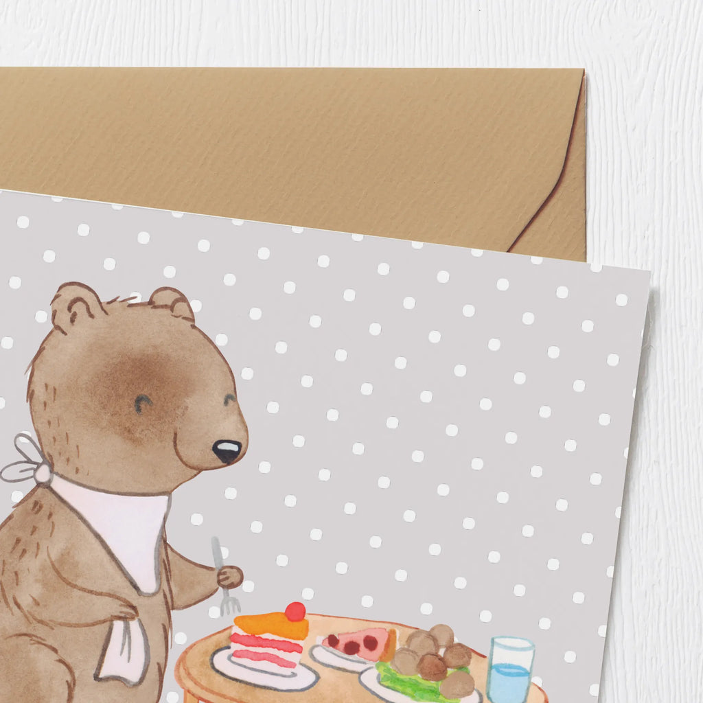 Deluxe Card bear to eat out Klappkarte, Karte, Grußkarte, Hochwertige Klappkarte, Hochzeitskarte, Glückwunschkarte, Einladungskarte, Hochwertige Grußkarte, Geburtstagskarte, Geschenk, Sport, Sportart, Hobby, Schenken, Danke, Dankeschön, Auszeichnung, Gewinn, Sportler, Essen, Essen gehen, Restaurantbesuch, Restaurant