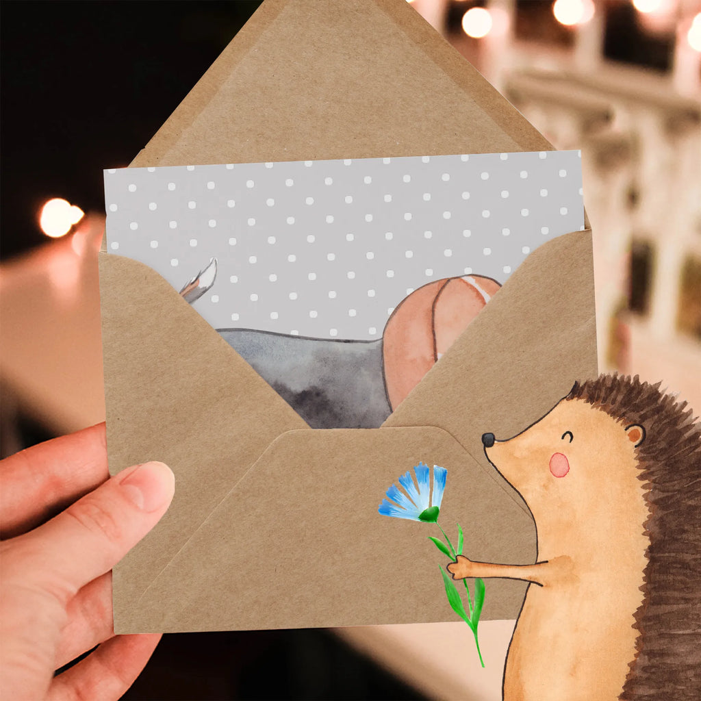 Deluxe Card Basset Hound Moment Grußkarte, Geburtstagskarte, Hochwertige Klappkarte, Hochwertige Grußkarte, Karte, Einladungskarte, Glückwunschkarte, Klappkarte, Hochzeitskarte, Hund, Hunderasse, Rassehund, Hundebesitzer, Geschenk, Tierfreund, Schenken, Welpe, Basset Hound, Basset