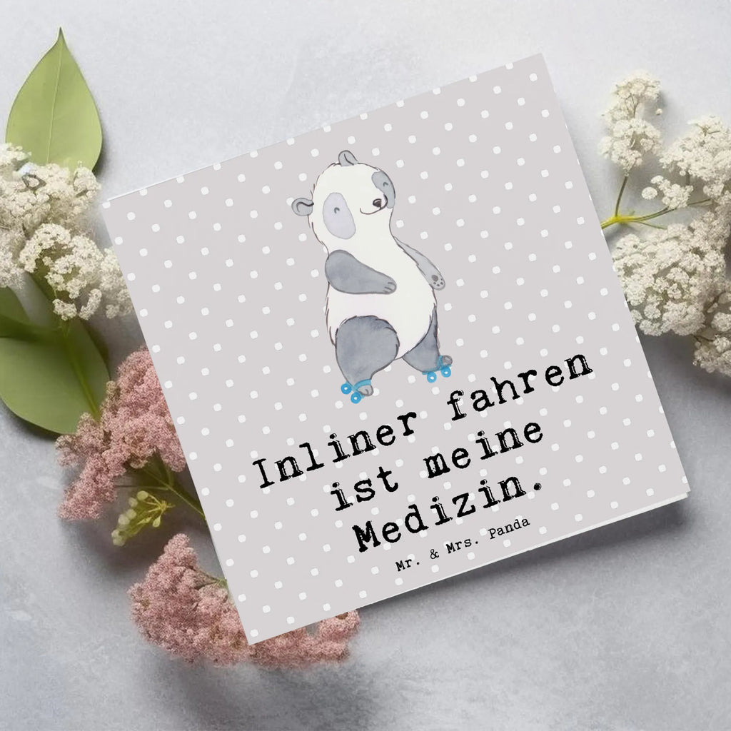 Deluxe Card panda roller blading Klappkarte, Hochzeitskarte, Einladungskarte, Karte, Hochwertige Grußkarte, Glückwunschkarte, Hochwertige Klappkarte, Geburtstagskarte, Grußkarte, Geschenk, Sport, Sportart, Hobby, Schenken, Danke, Dankeschön, Auszeichnung, Gewinn, Sportler, Rollschuh fahren, Inliner fahren, inlinern