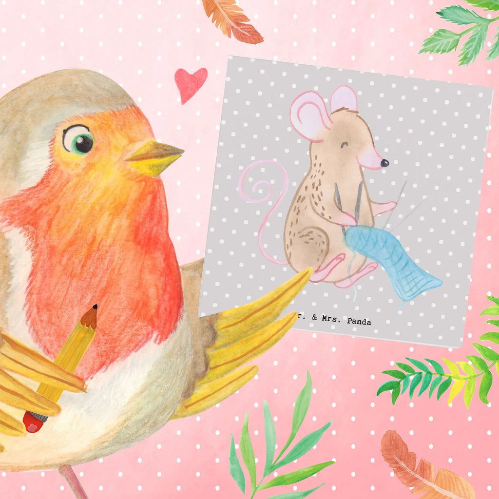 Deluxe Karte Maus Stricken Karte, Hochzeitskarte, Klappkarte, Einladungskarte, Grußkarte, Glückwunschkarte, Hochwertige Grußkarte, Geburtstagskarte, Hochwertige Klappkarte, Geschenk, Sport, Sportart, Hobby, Schenken, Danke, Dankeschön, Auszeichnung, Gewinn, Sportler, Stricken, DIY