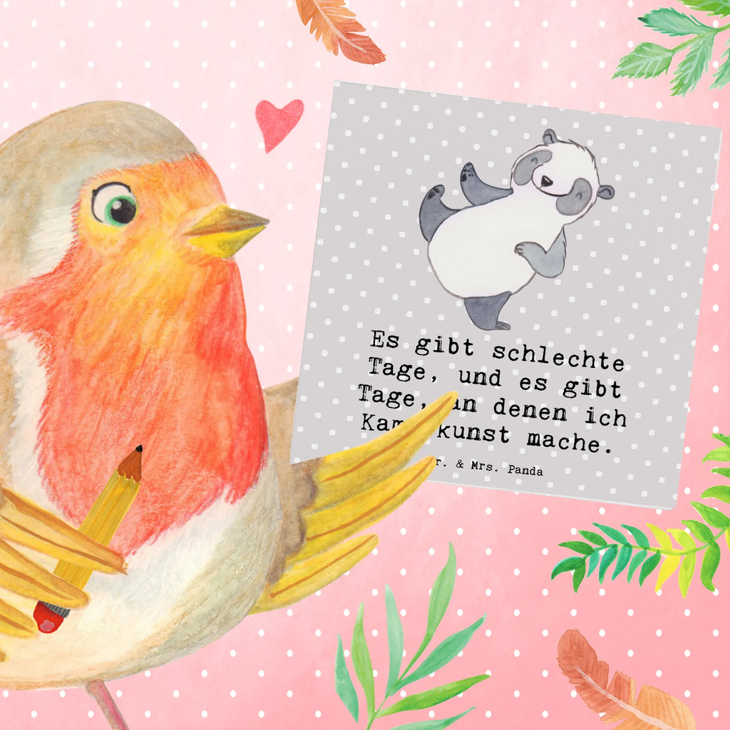 Deluxe Card panda martial arts Geburtstagskarte, Karte, Einladungskarte, Glückwunschkarte, Hochwertige Grußkarte, Klappkarte, Grußkarte, Hochwertige Klappkarte, Hochzeitskarte, Geschenk, Sport, Sportart, Hobby, Schenken, Danke, Dankeschön, Auszeichnung, Gewinn, Sportler, Selbstverteidigung, Kampfsportarten, Kampfkunst