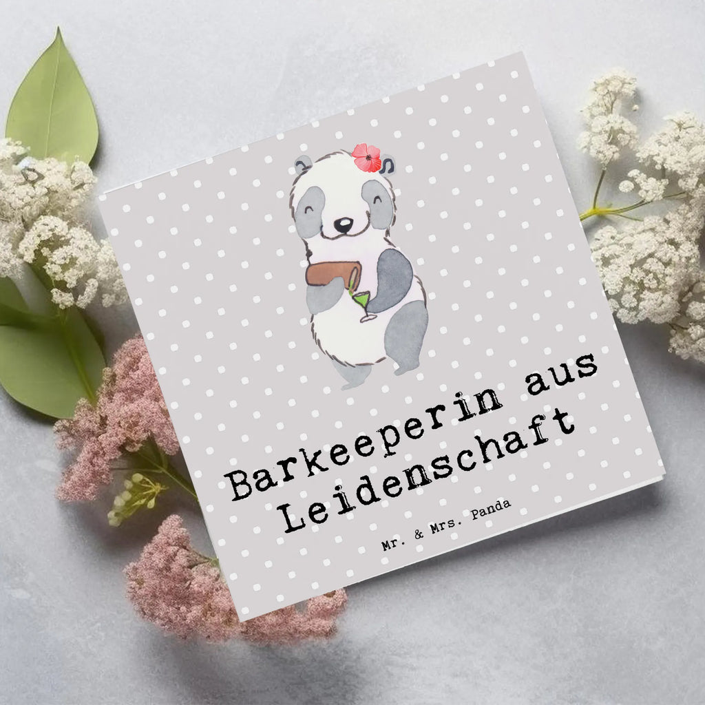 Deluxe Karte Barkeeperin Leidenschaft Geburtstagskarte, Karte, Grußkarte, Einladungskarte, Klappkarte, Hochzeitskarte, Glückwunschkarte, Hochwertige Grußkarte, Hochwertige Klappkarte, Beruf, Ausbildung, Jubiläum, Abschied, Rente, Kollege, Kollegin, Geschenk, Schenken, Arbeitskollege, Mitarbeiter, Firma, Danke, Dankeschön, Kurs, Barfrau, Barbesitzerin, Bartender, Barkeeperin