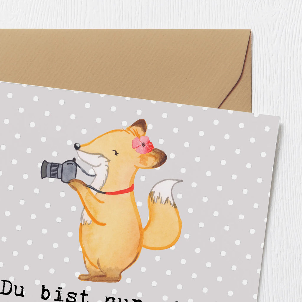 Deluxe Card female photographer Heart Klappkarte, Einladungskarte, Hochwertige Grußkarte, Geburtstagskarte, Karte, Hochwertige Klappkarte, Grußkarte, Hochzeitskarte, Glückwunschkarte, Beruf, Ausbildung, Jubiläum, Abschied, Rente, Kollege, Kollegin, Geschenk, Schenken, Arbeitskollege, Mitarbeiter, Firma, Danke, Dankeschön, Fotoreporterin, Fotografie, Hobbyfotografin, Fotografin, Profi Fotografin, Hochzeitsfotografin