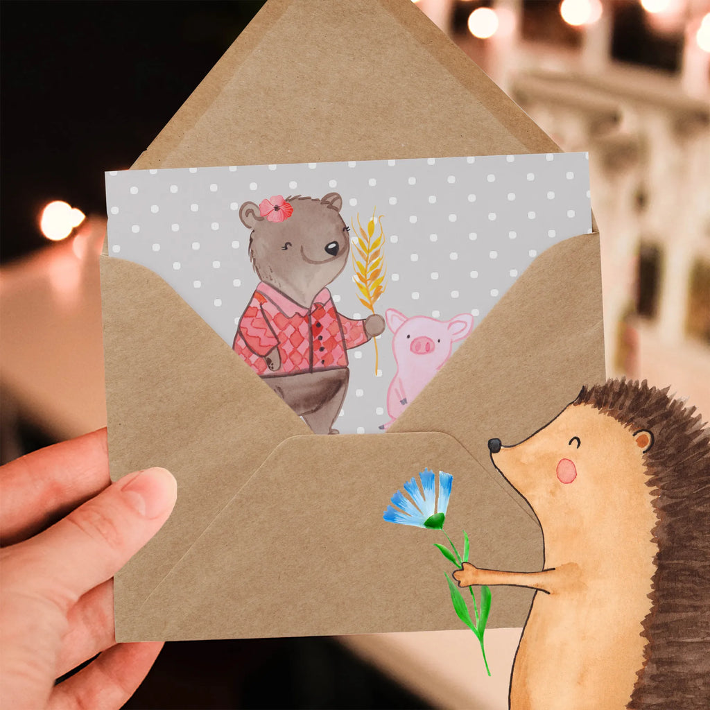 Deluxe Card female farmer Heart Hochwertige Grußkarte, Hochzeitskarte, Geburtstagskarte, Karte, Glückwunschkarte, Grußkarte, Hochwertige Klappkarte, Klappkarte, Einladungskarte, Beruf, Ausbildung, Jubiläum, Abschied, Rente, Kollege, Kollegin, Geschenk, Schenken, Arbeitskollege, Mitarbeiter, Firma, Danke, Dankeschön, Bauernhof, Farmerin, Agronomin, Bäuerin, Tierwirtin, Landwirtin