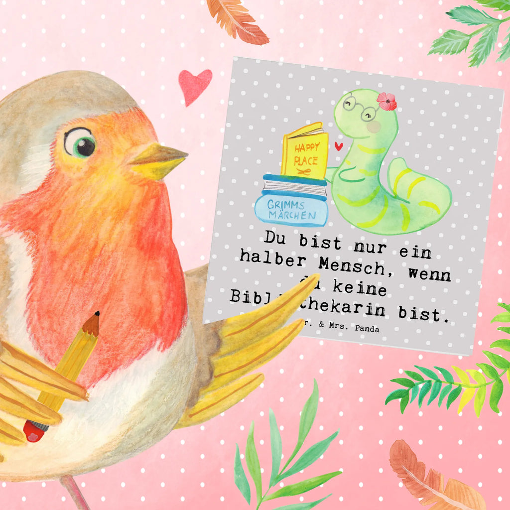 Deluxe Card Librarian Heart Einladungskarte, Hochwertige Grußkarte, Karte, Geburtstagskarte, Hochwertige Klappkarte, Hochzeitskarte, Glückwunschkarte, Klappkarte, Grußkarte, Beruf, Ausbildung, Jubiläum, Abschied, Rente, Kollege, Kollegin, Geschenk, Schenken, Arbeitskollege, Mitarbeiter, Firma, Danke, Dankeschön, Leseratte, Bibliothek, Bücherwurm, Buchhandlung, Bücherliebe, Bibliothekarin