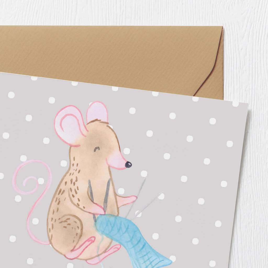 Personalized Deluxe Card Mouse Knit Personalisierte Geburtstagskarte, Grußkarte mit persönlichen Nachrichten, Grußkarte selber drucken, Grußkarte als Geldgeschenk, Personalisierte Grußkarte, Personalisierte Glückwunschkarte, Grußkarte mit Namen, Personalisierte Karte, Personalisiertere Klappkarte, Personalisierte Einladungskarte, Grußkarten personalisiert, Personalisierte Hochzeitskarte, Grußkarte selbst gestalten, Geschenk, Sport, Sportart, Hobby, Schenken, Danke, Dankeschön, Auszeichnung, Gewinn, Sportler, Stricken, DIY