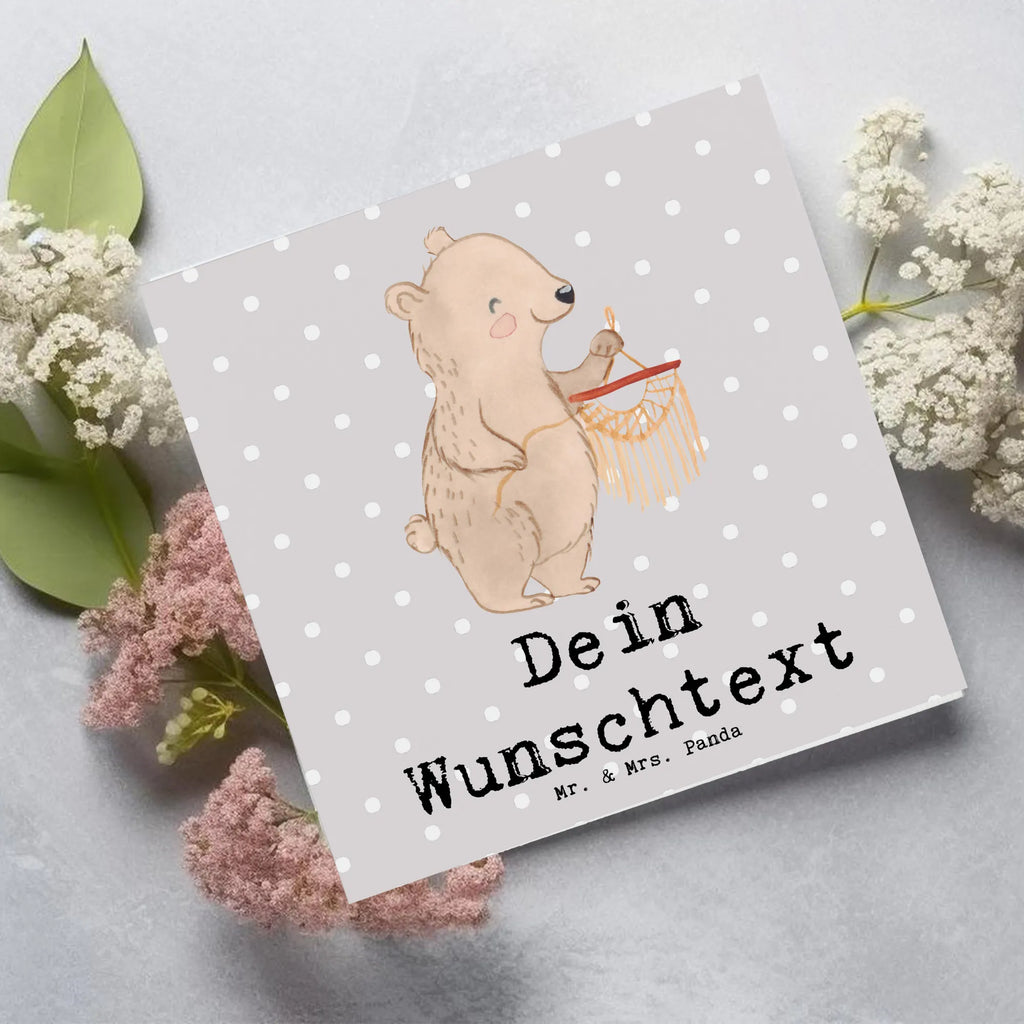 Personalized Deluxe Card bear macrame Personalisierte Karte, Grußkarte als Geldgeschenk, Grußkarte mit persönlichen Nachrichten, Grußkarte mit Namen, Personalisierte Hochzeitskarte, Grußkarte selber drucken, Personalisierte Grußkarte, Personalisierte Glückwunschkarte, Personalisierte Geburtstagskarte, Grußkarte selbst gestalten, Personalisiertere Klappkarte, Personalisierte Einladungskarte, Grußkarten personalisiert, Geschenk, Sport, Sportart, Hobby, Schenken, Danke, Dankeschön, Auszeichnung, Gewinn, Sportler, Basteln, Makramee, Basteln mit Makramee