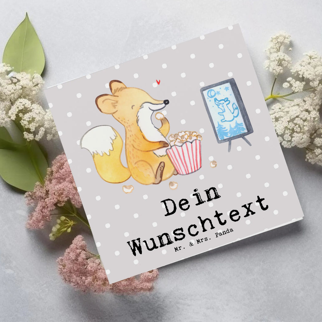 Personalisierte Deluxe Karte Fuchs Filme gucken Grußkarten personalisiert, Personalisierte Grußkarte, Personalisiertere Klappkarte, Personalisierte Glückwunschkarte, Grußkarte als Geldgeschenk, Grußkarte selber drucken, Grußkarte selbst gestalten, Personalisierte Einladungskarte, Personalisierte Hochzeitskarte, Grußkarte mit Namen, Personalisierte Karte, Grußkarte mit persönlichen Nachrichten, Personalisierte Geburtstagskarte, Geschenk, Sport, Sportart, Hobby, Schenken, Danke, Dankeschön, Auszeichnung, Gewinn, Sportler, Filmabend, Kino, Filme gucken, Fernsehen, TV