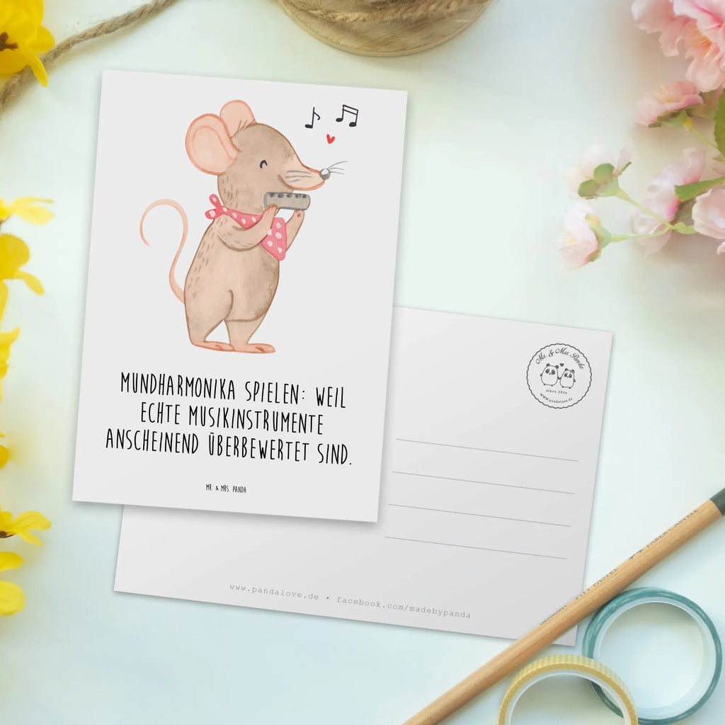 Postcard Mundharmonika spielen: Weil echte Musikinstrumente anscheinend überbewertet sind. Geschenkkarte, Ansichtskarten, Ansichtskarte, Dankeskarte, Karte, Einladung Geburtstag, Einladungskarten Geburtstag, Postkarte, Einladung, Geburtstagskarte, Grußkarte, Einladungskarte, Instrumente, Geschenke Musiker, Musikliebhaber