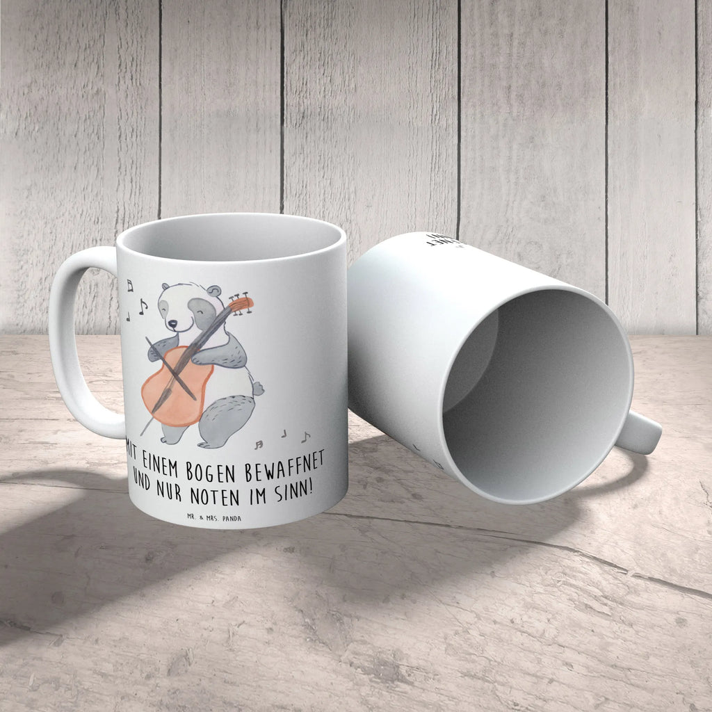 Mug Mit einem Bogen bewaffnet und nur Noten im Sinn! Geschenktasse, Porzellantasse, Bürotasse, Kaffeetasse, Tasse mit Motiven, Tasse, Keramiktasse, Tasse mit Zitaten, Teetasse, Instrumente, Geschenke Musiker, Musikliebhaber