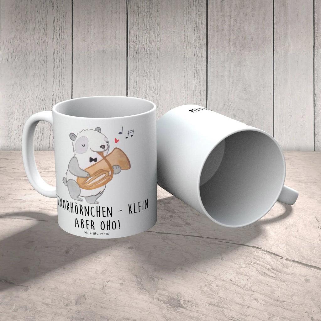 Mug Tenorhörnchen - klein aber oho! Tasse mit Zitaten, Keramiktasse, Teetasse, Bürotasse, Kaffeetasse, Porzellantasse, Geschenktasse, Tasse, Tasse mit Motiven, Instrumente, Geschenke Musiker, Musikliebhaber