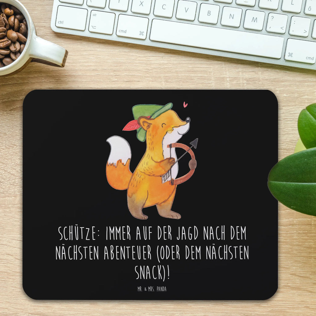 Mouse mat Schütze: Immer auf der Jagd nach dem nächsten Abenteuer (oder dem nächsten Snack)! Designer Mauspad, Mauspad, Mauspad Büro, Mausunterlage, Mousepad, Büroausstattung, PC Zubehör, Arbeitszimmer, Einzigartiges Mauspad, Computer zubehör, Tierkreiszeichen, Sternzeichen, Horoskop, Astrologie, Aszendent