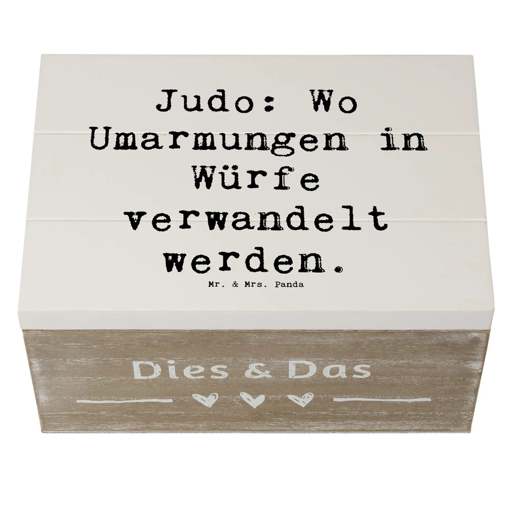 Wooden chest Saying Judo: Wo Umarmungen in Würfe verwandelt werden. Geschenkbox, Schatzkiste, Truhe, Dekokiste, Holzkiste, Erinnerungsbox, Erinnerungskiste, Geschenkdose, Kiste, Schatulle, XXL, Aufbewahrungsbox, Geschenk, Sport, Sportart, Hobby, Schenken, Danke, Dankeschön, Auszeichnung, Gewinn, Sportler