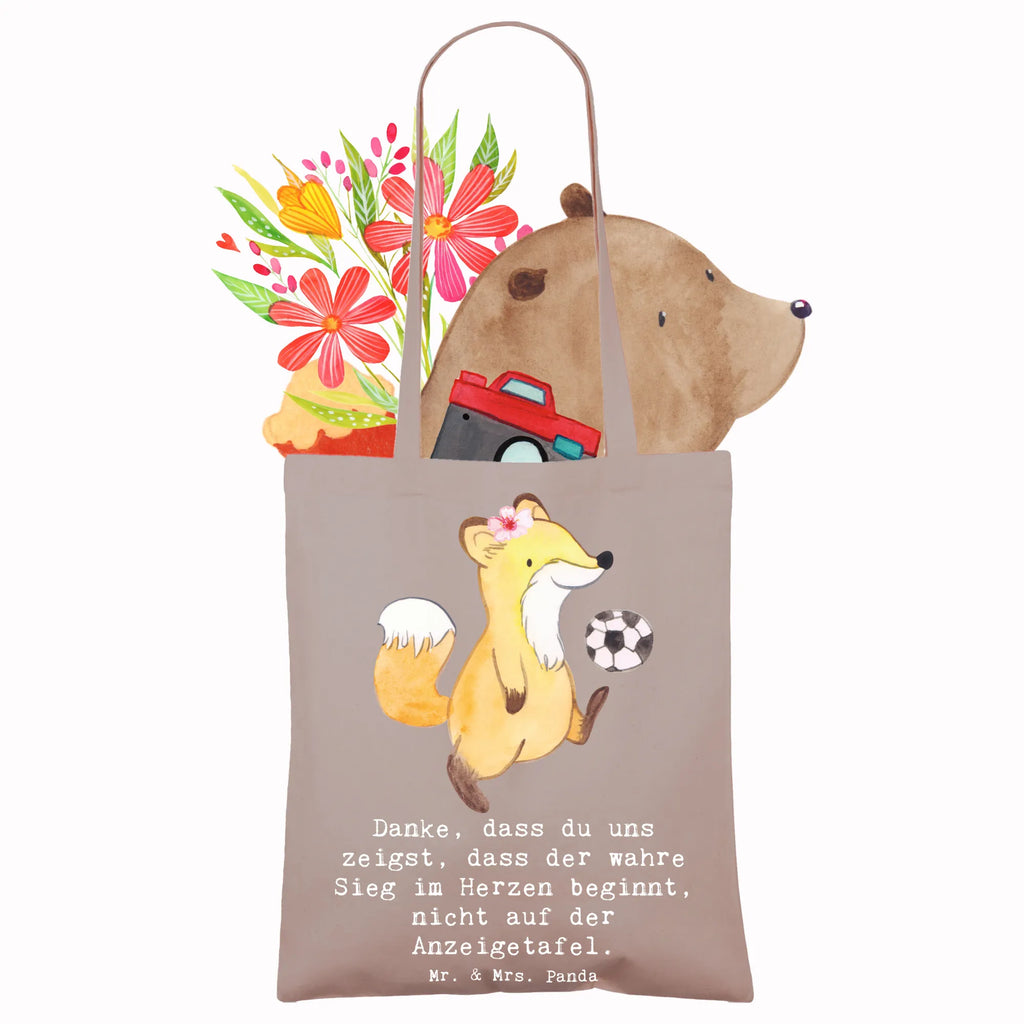 Tote bag Danke, dass du uns zeigst, dass der wahre Sieg im Herzen beginnt, nicht auf der Anzeigetafel. Tasche, Jutebeutel, Tragetasche, Shopper, Stoffbeutel, Jutetasche, Umhängetasche, Strandtasche, Einkaufstasche, Schultertasche, Laptoptasche, Einkaufstüte, Beutel, Stofftasche, Beuteltasche, Badetasche, Geschenk, Sport, Sportart, Hobby, Schenken, Danke, Dankeschön, Auszeichnung, Gewinn, Sportler