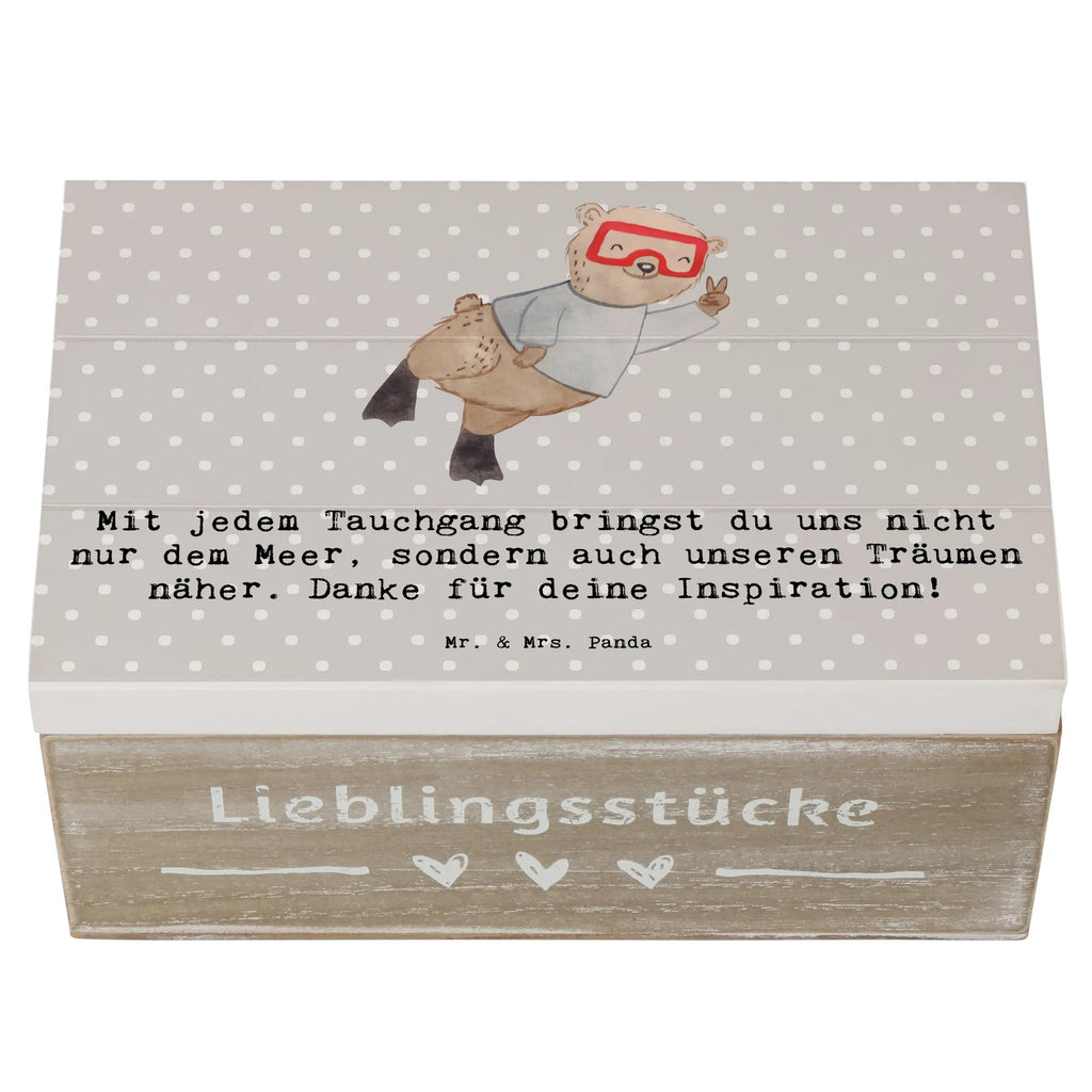 Holzkiste Tauch Trainerin Erinnerungsbox, Holzkiste, Aufbewahrungsbox, Geschenkbox, Schatulle, XXL, Schatzkiste, Truhe, Erinnerungskiste, Geschenkdose, Dekokiste, Kiste, Geschenk, Sport, Sportart, Hobby, Schenken, Danke, Dankeschön, Auszeichnung, Gewinn, Sportler