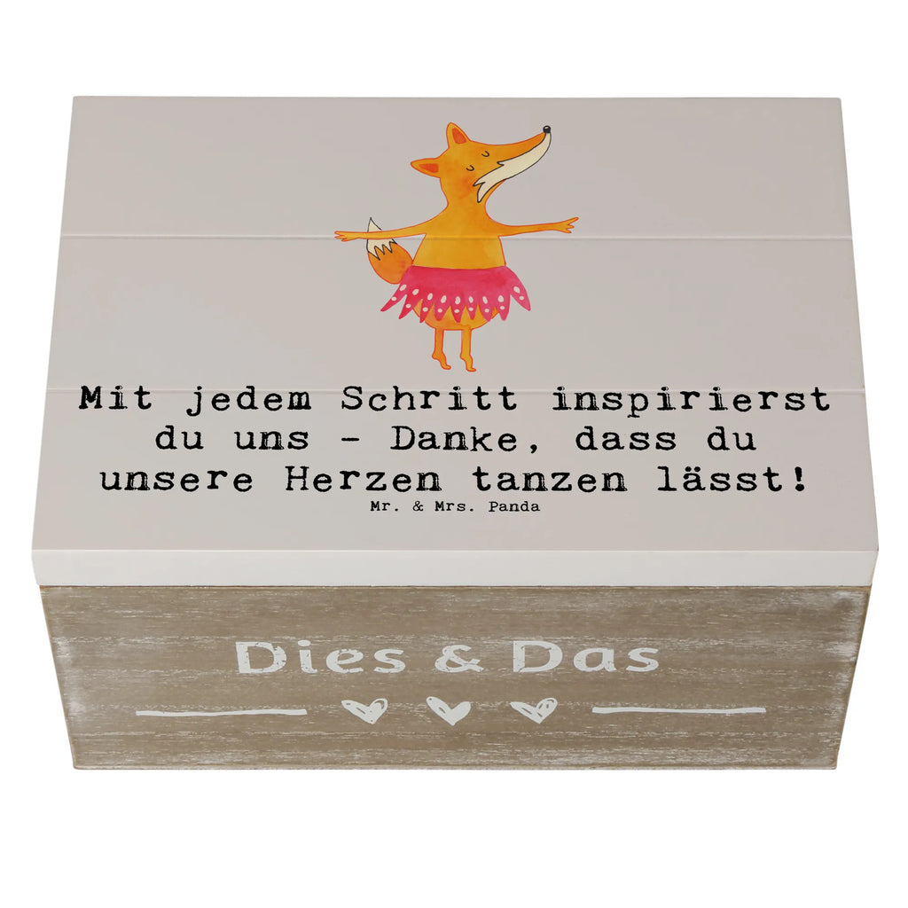 Wooden chest Mit jedem Schritt inspirierst du uns - Danke, dass du unsere Herzen tanzen lässt! Schatulle, Geschenkbox, XXL, Aufbewahrungsbox, Dekokiste, Schatzkiste, Erinnerungsbox, Erinnerungskiste, Holzkiste, Kiste, Truhe, Geschenkdose, Geschenk, Sport, Sportart, Hobby, Schenken, Danke, Dankeschön, Auszeichnung, Gewinn, Sportler