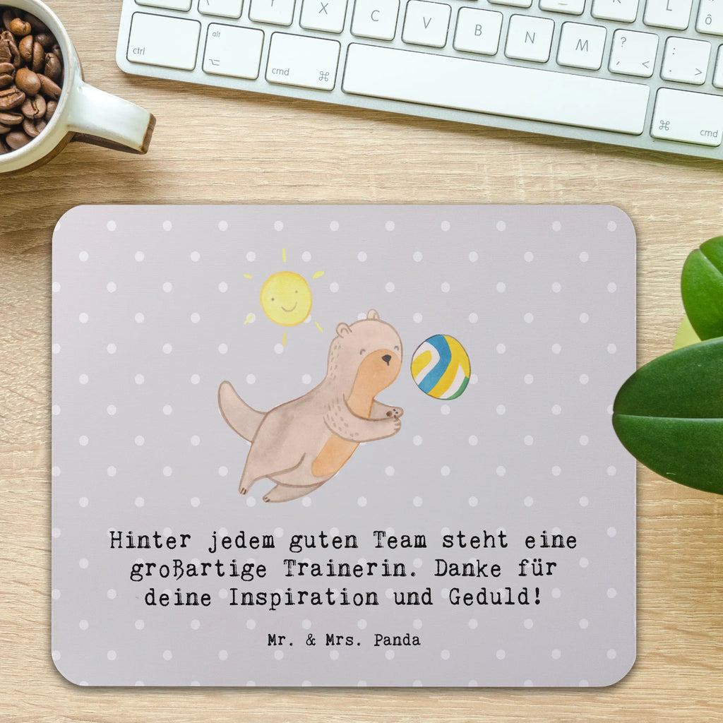 Mouse mat Hinter jedem guten Team steht eine großartige Trainerin. Danke für deine Inspiration und Geduld! Designer Mauspad, Mousepad, Computer zubehör, Mausunterlage, Mauspad Büro, Mauspad, PC Zubehör, Arbeitszimmer, Büroausstattung, Einzigartiges Mauspad, Geschenk, Sport, Sportart, Hobby, Schenken, Danke, Dankeschön, Auszeichnung, Gewinn, Sportler