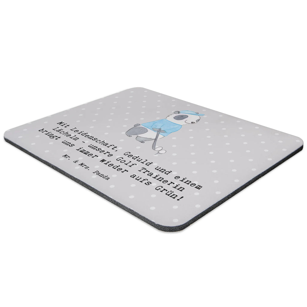 Mouse mat Mit Leidenschaft, Geduld und einem Lächeln - unsere Golf Trainerin bringt uns immer wieder aufs Grün! Büroausstattung, Mousepad, Mausunterlage, Mauspad, Computer zubehör, Designer Mauspad, Arbeitszimmer, PC Zubehör, Mauspad Büro, Einzigartiges Mauspad, Geschenk, Sport, Sportart, Hobby, Schenken, Danke, Dankeschön, Auszeichnung, Gewinn, Sportler