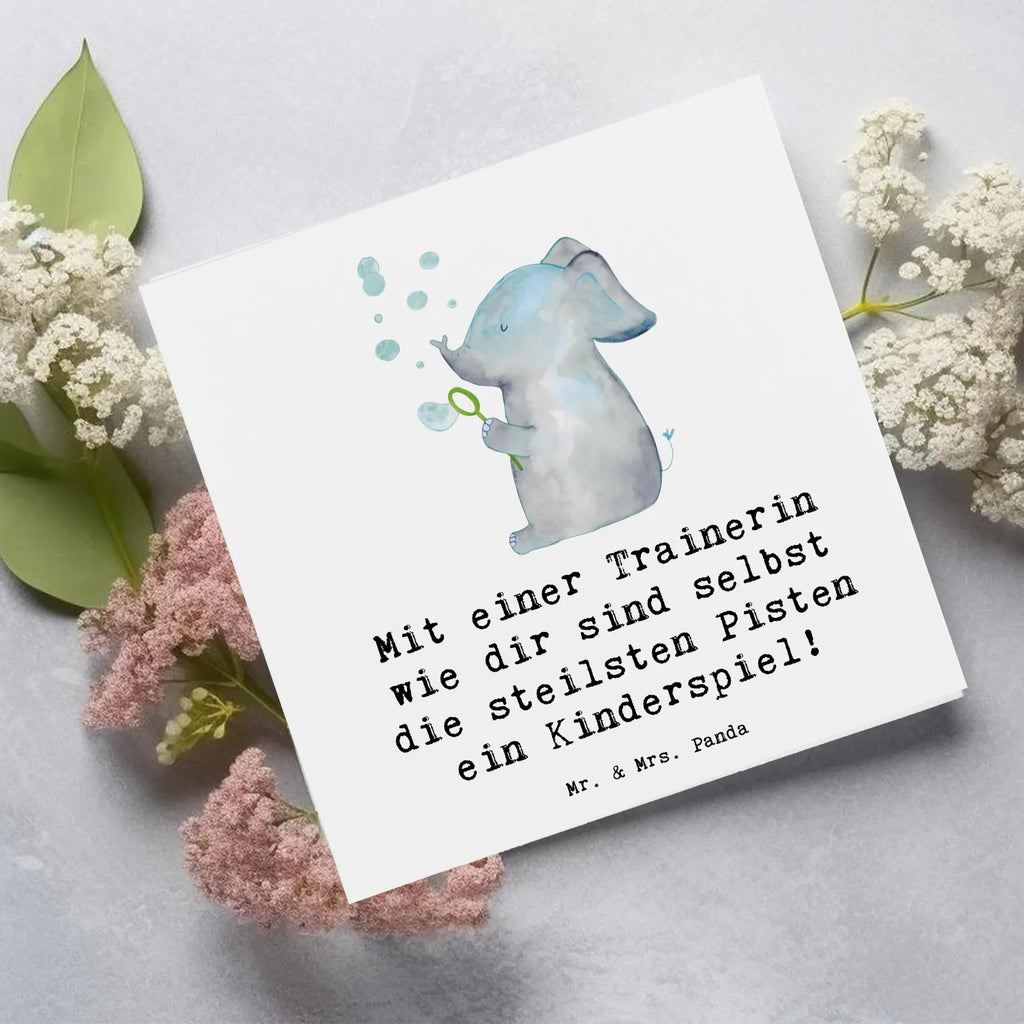 Deluxe Card Mit einer Trainerin wie dir sind selbst die steilsten Pisten ein Kinderspiel! Hochwertige Klappkarte, Hochzeitskarte, Grußkarte, Glückwunschkarte, Klappkarte, Einladungskarte, Karte, Geburtstagskarte, Hochwertige Grußkarte, Geschenk, Sport, Sportart, Hobby, Schenken, Danke, Dankeschön, Auszeichnung, Gewinn, Sportler