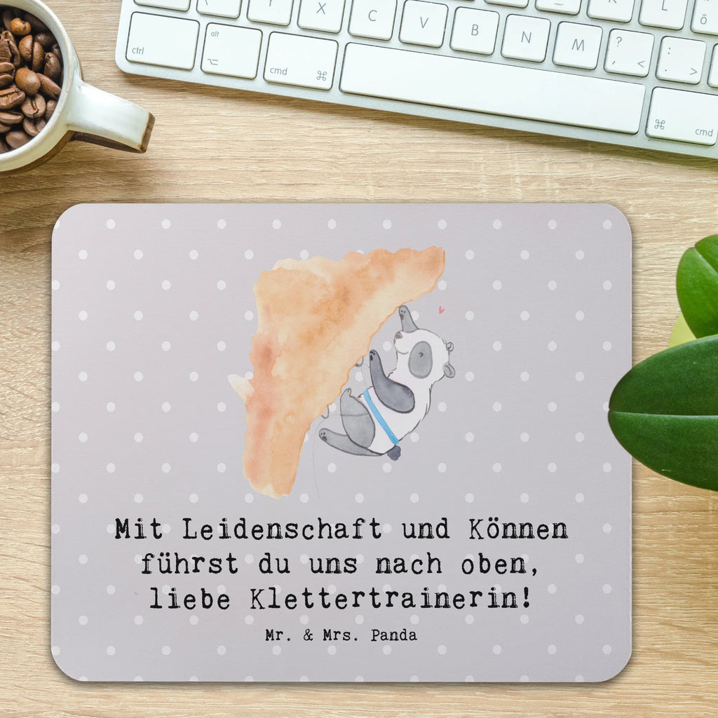 Mouse mat Mit Leidenschaft und Können führst du uns nach oben, liebe Klettertrainerin! Büroausstattung, Mauspad Büro, Mousepad, Mausunterlage, Designer Mauspad, Computer zubehör, Mauspad, Arbeitszimmer, Einzigartiges Mauspad, PC Zubehör, Geschenk, Sport, Sportart, Hobby, Schenken, Danke, Dankeschön, Auszeichnung, Gewinn, Sportler