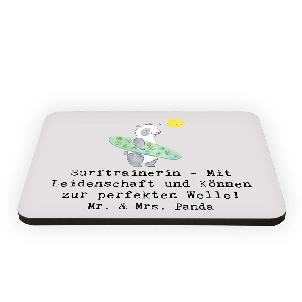Magnet Surftrainerin - Mit Leidenschaft und Können zur perfekten Welle! Souvenir Magnet, Whiteboard Magnet, Dekomagnet, Pinnwandmagnet, Notiz Magnet, Kühlschrank Dekoration, Kühlschrankmagnet, Motivmagnete, Geschenk, Sport, Sportart, Hobby, Schenken, Danke, Dankeschön, Auszeichnung, Gewinn, Sportler