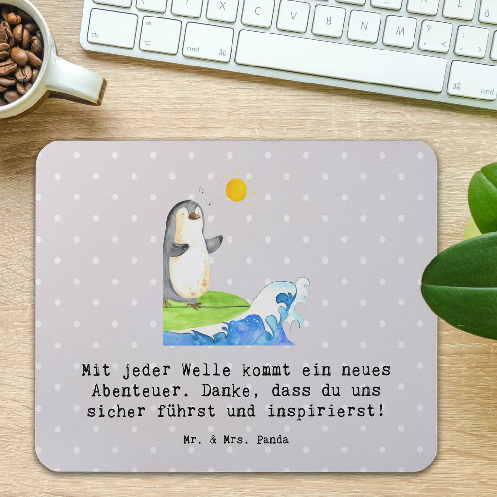 Mouse mat Mit jeder Welle kommt ein neues Abenteuer. Danke, dass du uns sicher führst und inspirierst! Büroausstattung, Computer zubehör, Designer Mauspad, Einzigartiges Mauspad, Mausunterlage, Mauspad, Arbeitszimmer, Mauspad Büro, Mousepad, PC Zubehör, Geschenk, Sport, Sportart, Hobby, Schenken, Danke, Dankeschön, Auszeichnung, Gewinn, Sportler