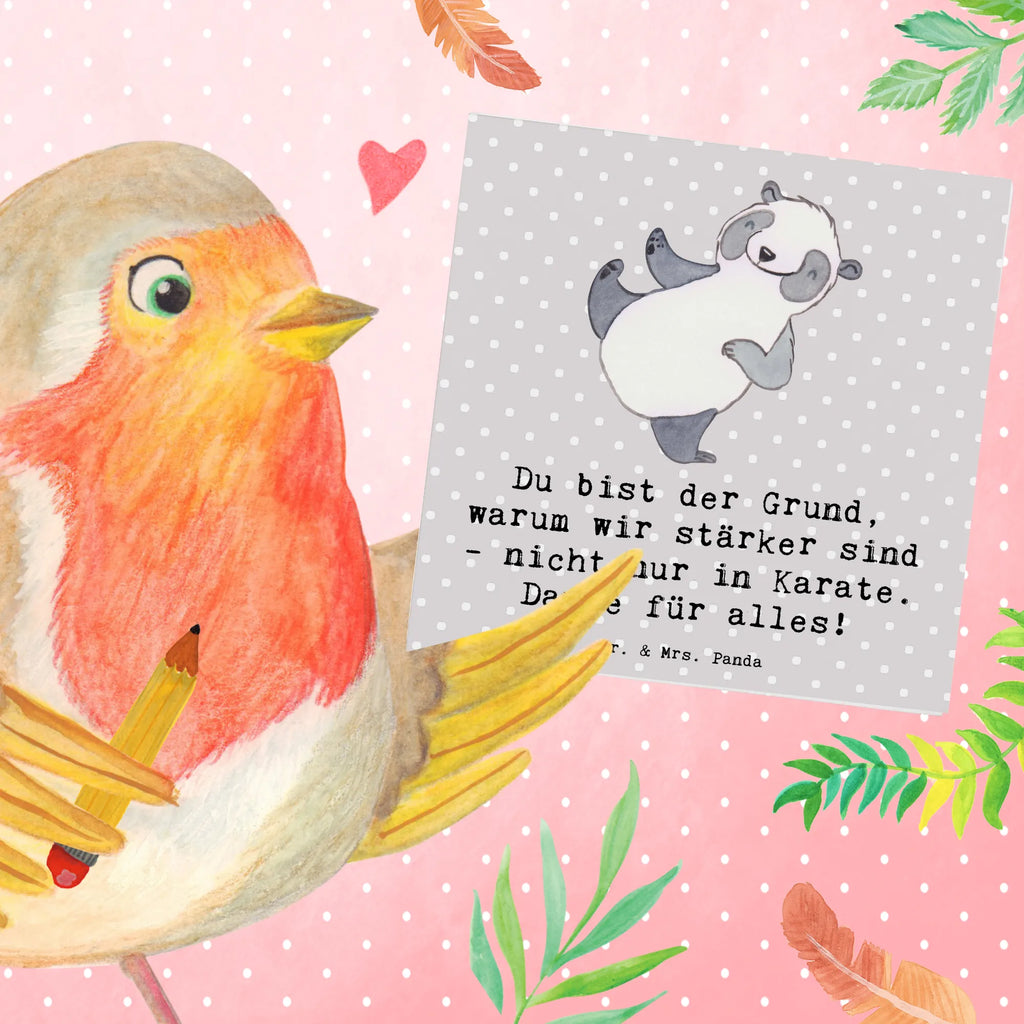 Deluxe Card Du bist der Grund, warum wir stärker sind - nicht nur in Karate. Danke für alles! Einladungskarte, Karte, Geburtstagskarte, Hochwertige Grußkarte, Klappkarte, Hochzeitskarte, Hochwertige Klappkarte, Glückwunschkarte, Grußkarte, Geschenk, Sport, Sportart, Hobby, Schenken, Danke, Dankeschön, Auszeichnung, Gewinn, Sportler