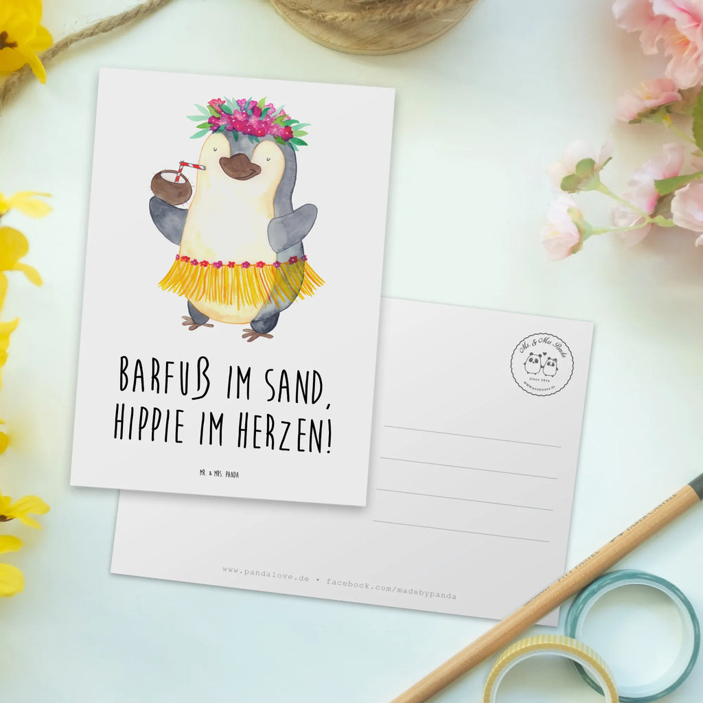 Postcard Barfuß im Sand, Hippie im Herzen! Karte, Einladungskarten Geburtstag, Postkarte, Geschenkkarte, Ansichtskarte, Grußkarte, Einladung, Einladung Geburtstag, Dankeskarte, Ansichtskarten, Geburtstagskarte, Einladungskarte, Sommer, Sommermotive, Urlaubsmotive, Produkte für Urlauber, Sommer Produkte