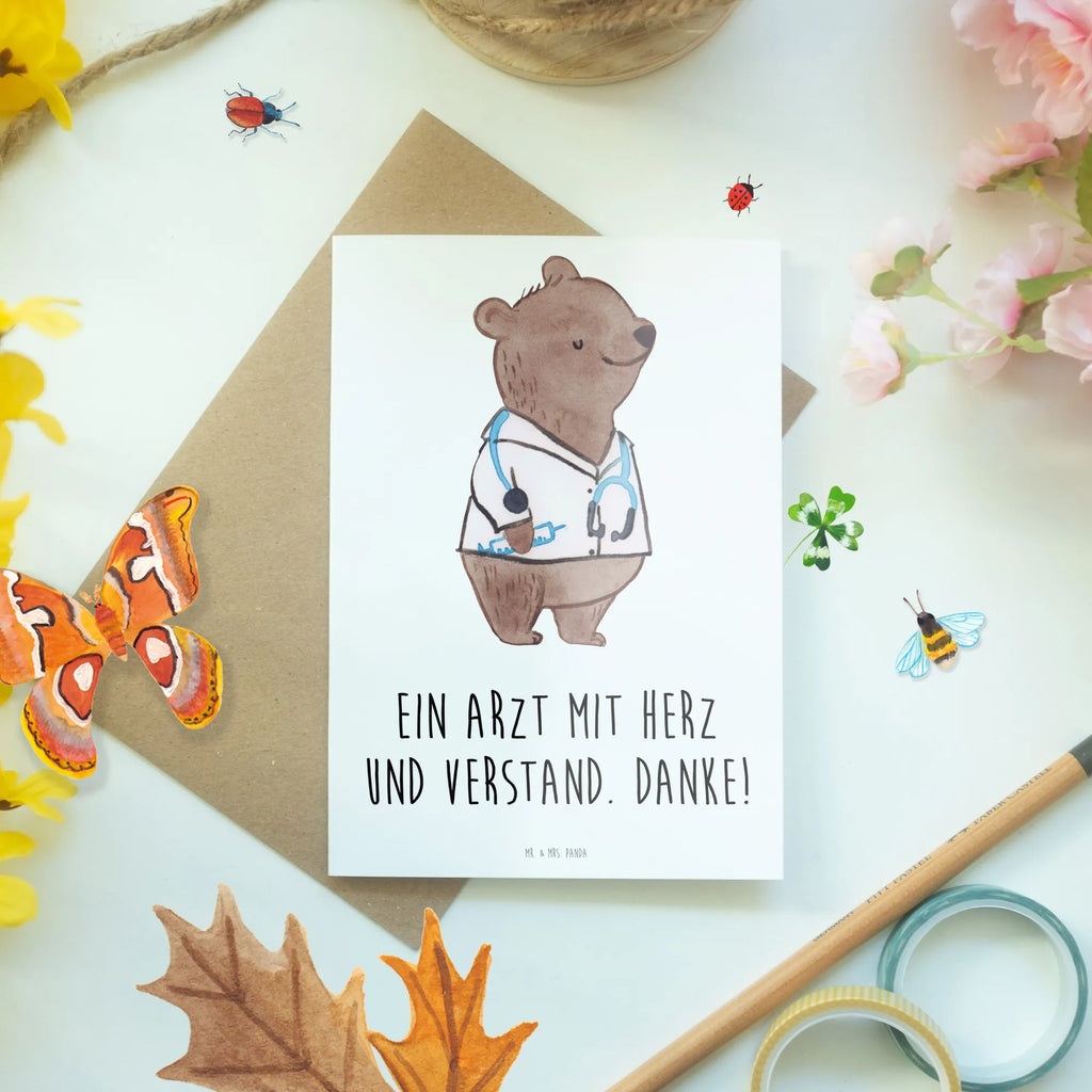 Greetings card Ein Arzt mit Herz und Verstand. Danke! Glückwunschkarte, Klappkarte, Einladungskarte, Hochzeitskarte, Grußkarte, Geburtstagskarte, Ansichtskarten, Karte, sprüche, zitate, spruch kollektion, inspiration, motivation, lebensweisheiten, geschenkideen, wanddeko, wohnaccessoires, sprüche sammlung, schöne sprüche, glück, liebe, freude, lächeln, alltag verschönern, nachhaltige geschenke, dekoration, kreativ, einzigartig, shopify, mr and mrs panda