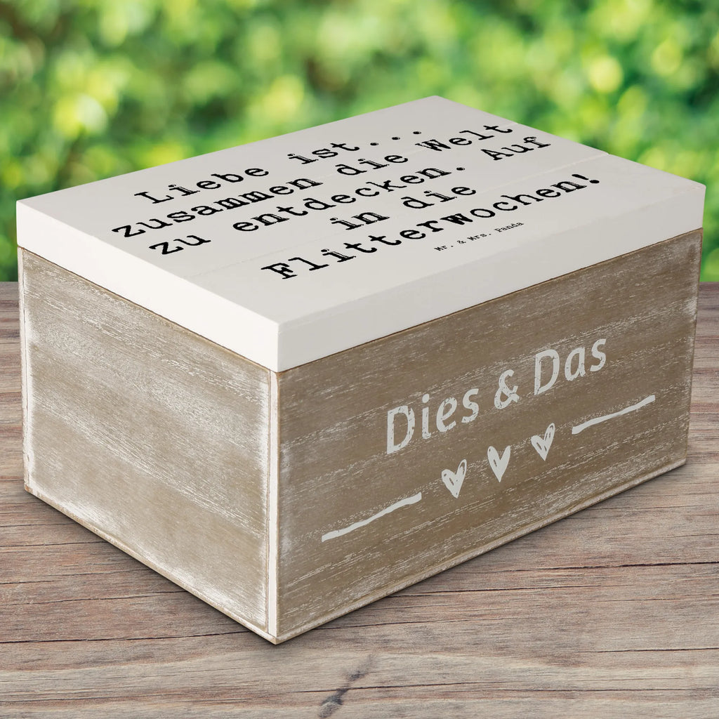 Holzkiste Spruch Liebe Flitterwochen Aufbewahrungsbox aus Holz, Holzkiste, aufbewahrungskiste mit deckel, Holzbox, Schatulle, truhe holz, box holz, Aufbewahrungsbox, aufbewahrungskisten, Holzkiste mit Deckel, kiste holz, aufbewahrungsboxen, Holzkisten, holzkästchen, Box aus Holz, holzschatulle, Aufbewahrungskiste, Holztruhe, Aufbewahrungsbox Holz, aufbewahrungstruhe, holztruhen, Holzbox mit Deckel, Holzboxen, Holz Aufbewahrungsbox, holzschachtel, Trauungsgeschenk, Verlobungsfeier, Verlobungsgeschenk, Hochzeit, Hochzeitsgeschenkideen, Hochzeitsgeschenke für Brautpaar, Ehe, Hochzeitskarte, Hochzeitsgeschenk, Hochzeitsfeier, Trauung