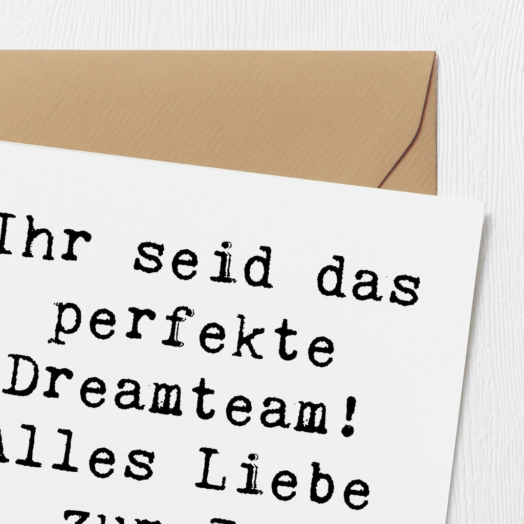 Deluxe Karte Spruch 3. Hochzeitstag Lederhochzeit Dreamteam Einladungskarte, Grußkarte, Karte, Hochzeitskarte, Hochwertige Grußkarte, Klappkarte, Glückwunschkarte, Hochwertige Klappkarte, Geburtstagskarte, Hochzeit, Hochzeitsgeschenk, Ehe, Hochzeitsfeier, Trauung, Trauungsgeschenk, Verlobungsfeier, Verlobungsgeschenk, Hochzeitsgeschenkideen, Hochzeitsgeschenke für Brautpaar