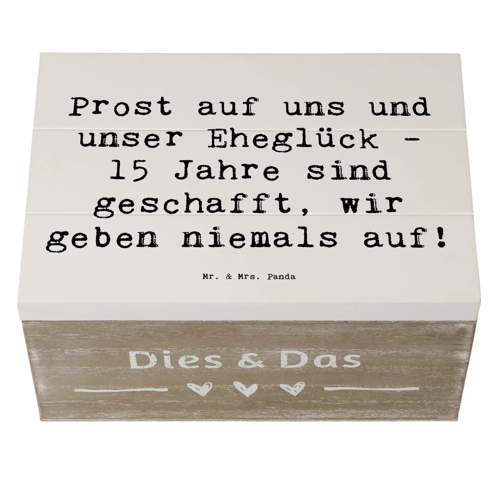 Holzkiste Spruch 15. Hochzeitstag Gläserne Hochzeit Schatzkiste, Geschenkdose, XXL, Erinnerungsbox, Kiste, Geschenkbox, Holzkiste, Dekokiste, Aufbewahrungsbox, Truhe, Schatulle, Erinnerungskiste, Hochzeit, Hochzeitsgeschenk, Ehe, Hochzeitsfeier, Trauung, Trauungsgeschenk, Hochzeitskarte, Verlobungsfeier, Verlobungsgeschenk, Hochzeitsgeschenkideen, Hochzeitsgeschenke für Brautpaar