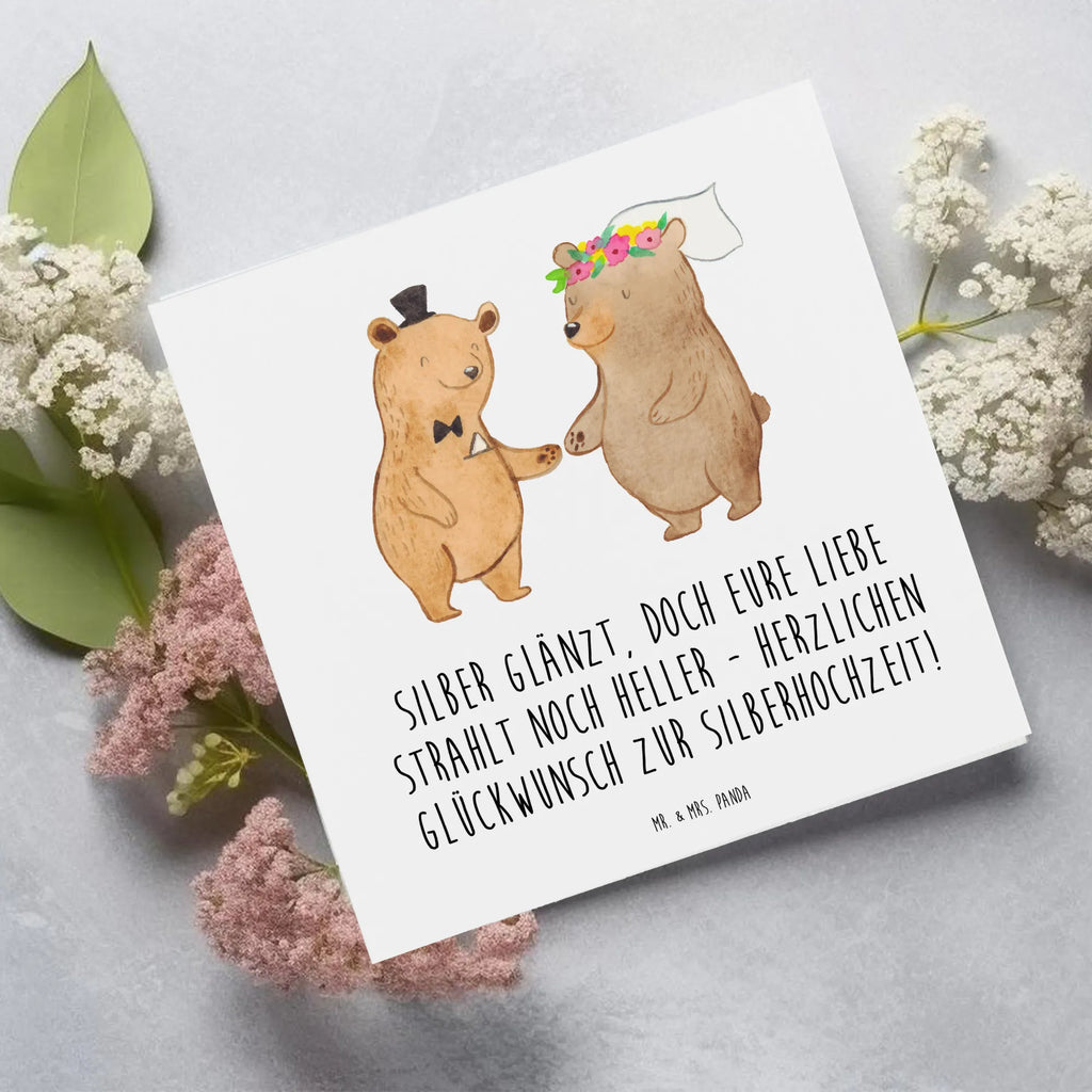 Deluxe Card Silber glänzt, doch eure Liebe strahlt noch heller - Herzlichen Glückwunsch zur Silberhochzeit! Einladungskarte, Hochwertige Klappkarte, Glückwunschkarte, Karte, Hochzeitskarte, Hochwertige Grußkarte, Klappkarte, Grußkarte, Geburtstagskarte, Hochzeit, Hochzeitsgeschenk, Ehe, Hochzeitsfeier, Trauung, Trauungsgeschenk, Verlobungsfeier, Verlobungsgeschenk, Hochzeitsgeschenkideen, Hochzeitsgeschenke für Brautpaar