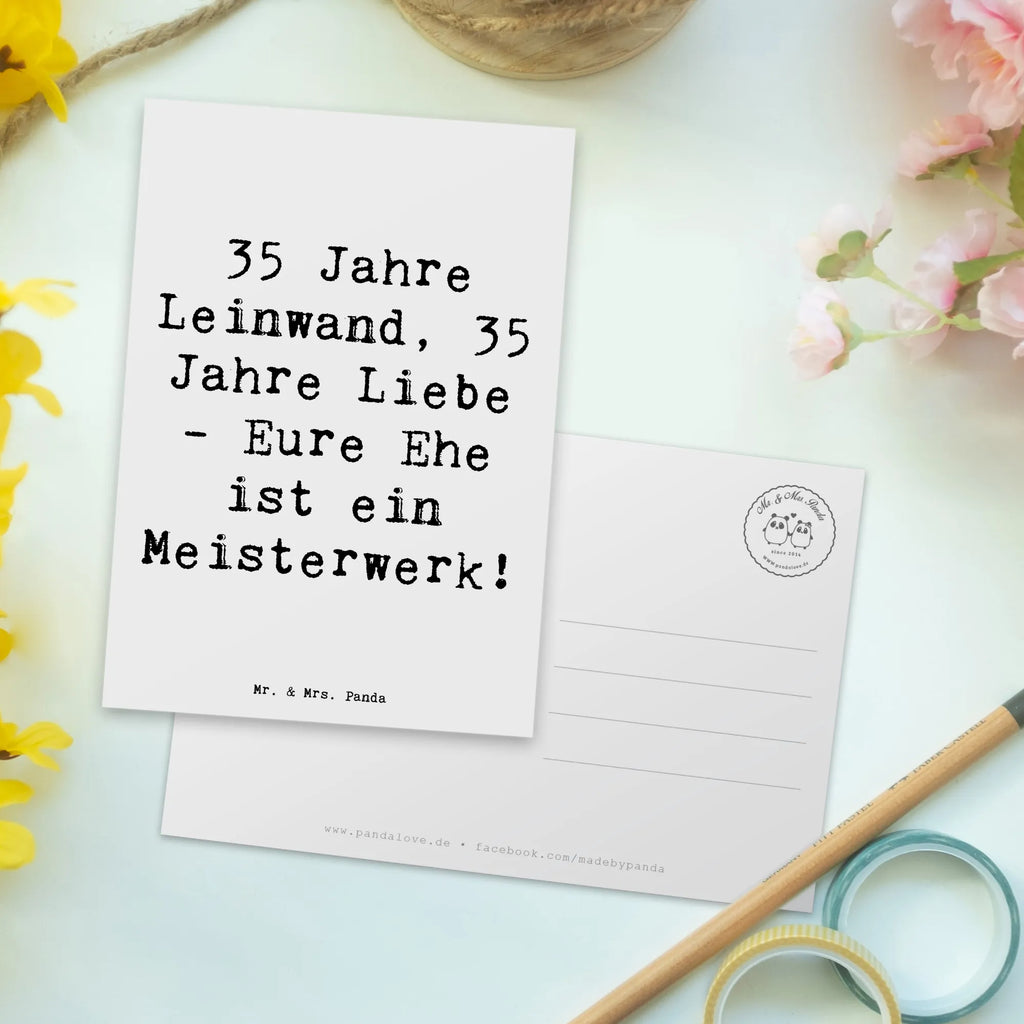 Postcard Saying 35 Jahre Leinwand, 35 Jahre Liebe - Eure Ehe ist ein Meisterwerk! Grußkarte, Ansichtskarten, Einladungskarte, Geburtstagskarte, Postkarte, Geschenkkarte, Dankeskarte, Einladung, Karte, Einladung Geburtstag, Einladungskarten Geburtstag, Ansichtskarte, Hochzeit, Hochzeitsgeschenk, Ehe, Hochzeitsfeier, Trauung, Trauungsgeschenk, Hochzeitskarte, Verlobungsfeier, Verlobungsgeschenk, Hochzeitsgeschenkideen, Hochzeitsgeschenke für Brautpaar