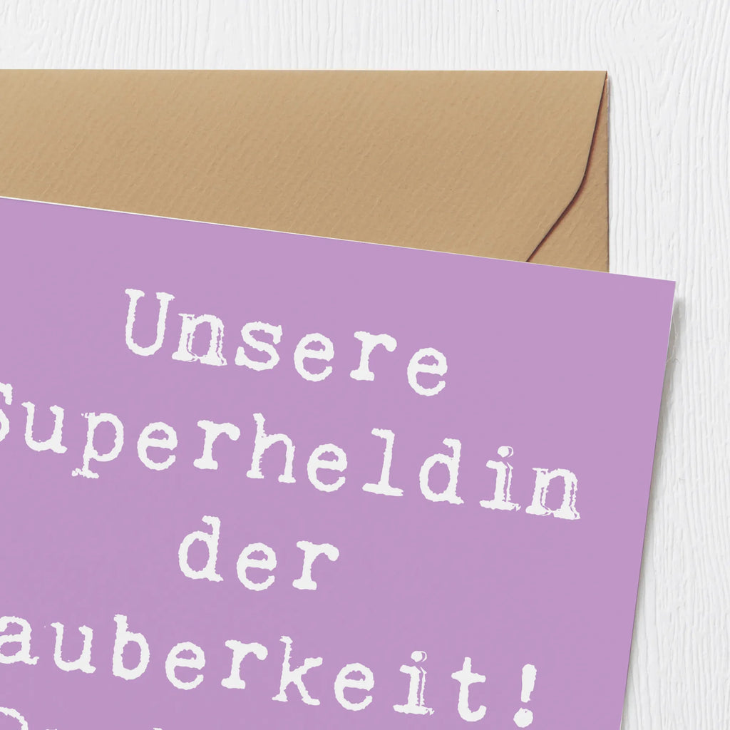 Deluxe Card Saying Unsere Superheldin der Sauberkeit! Danke für alles! Karte, Grußkarte, Klappkarte, Einladungskarte, Glückwunschkarte, Hochzeitskarte, Geburtstagskarte, Hochwertige Grußkarte, Hochwertige Klappkarte