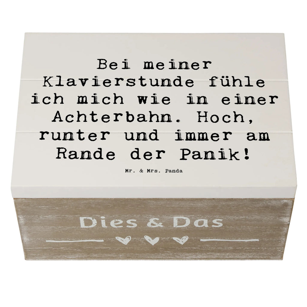 Wooden chest Saying Bei meiner Klavierstunde fühle ich mich wie in einer Achterbahn. Hoch, runter und immer am Rande der Panik! Kiste, Geschenkbox, Aufbewahrungsbox, Truhe, Holzkiste, Erinnerungsbox, Schatzkiste, Dekokiste, XXL, Schatulle, Erinnerungskiste, Geschenkdose, Instrumente, Geschenke Musiker, Musikliebhaber