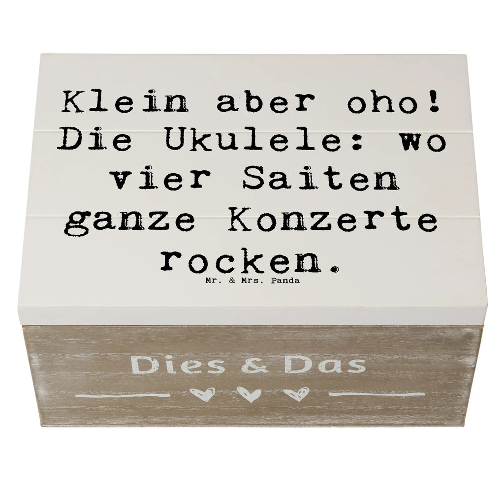 Wooden chest Saying Klein aber oho! Die Ukulele: wo vier Saiten ganze Konzerte rocken. Aufbewahrungsbox, Kiste, Holzkiste, Geschenkdose, Truhe, Schatulle, Geschenkbox, Schatzkiste, XXL, Erinnerungskiste, Erinnerungsbox, Dekokiste, Instrumente, Geschenke Musiker, Musikliebhaber