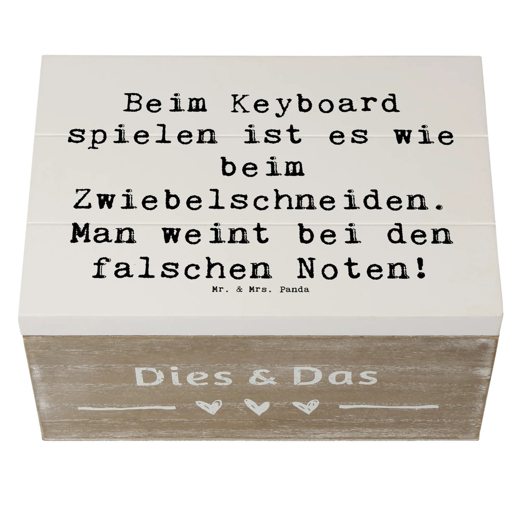 Wooden chest Saying Beim Keyboard spielen ist es wie beim Zwiebelschneiden. Man weint bei den falschen Noten! Schatzkiste, Truhe, Holzkiste, Geschenkbox, Aufbewahrungsbox, Dekokiste, XXL, Geschenkdose, Erinnerungsbox, Kiste, Erinnerungskiste, Schatulle, Instrumente, Geschenke Musiker, Musikliebhaber