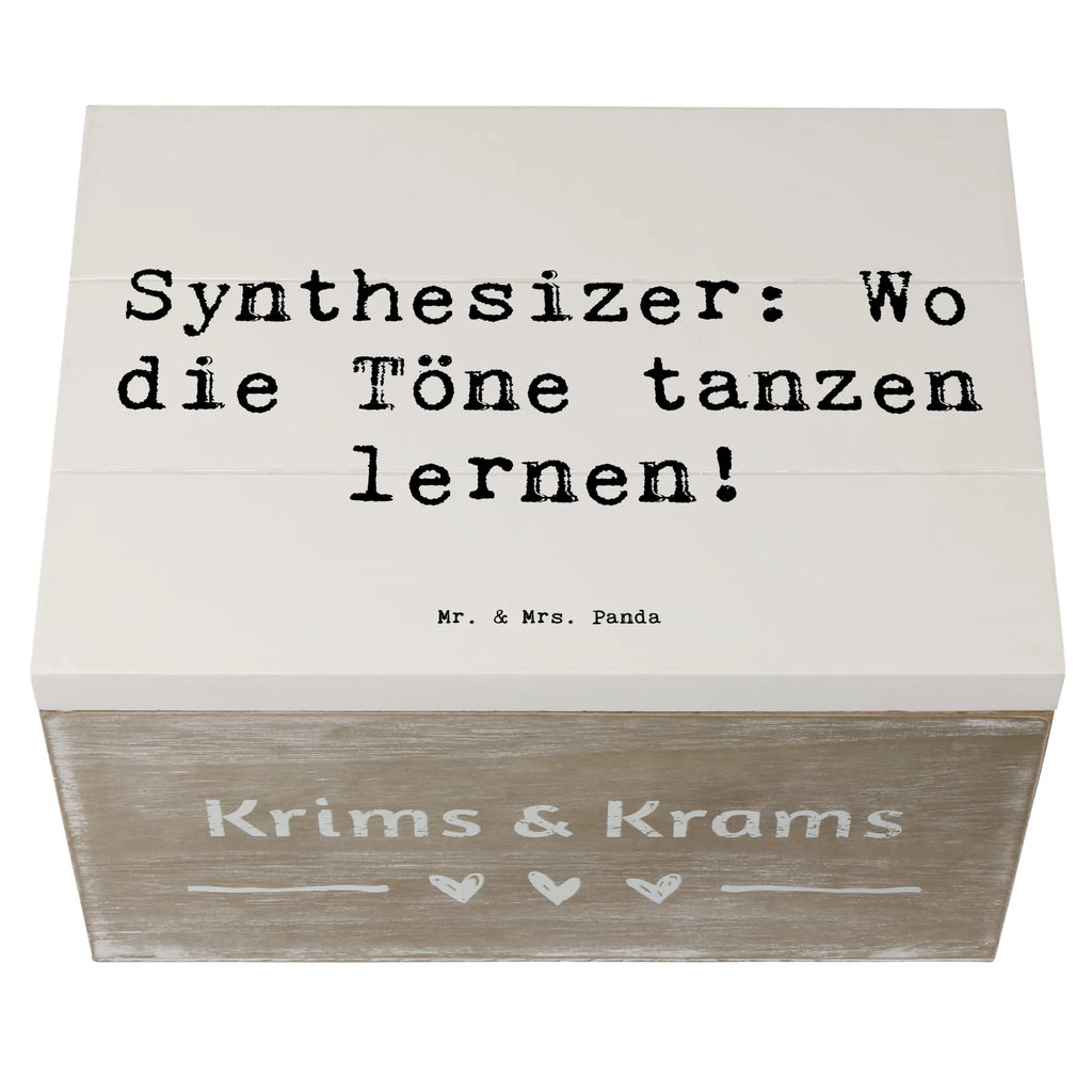 Wooden chest Saying Synthesizer: Wo die Töne tanzen lernen! Erinnerungskiste, Dekokiste, Geschenkbox, Kiste, Holzkiste, Schatzkiste, Truhe, Geschenkdose, XXL, Erinnerungsbox, Schatulle, Aufbewahrungsbox, Instrumente, Geschenke Musiker, Musikliebhaber