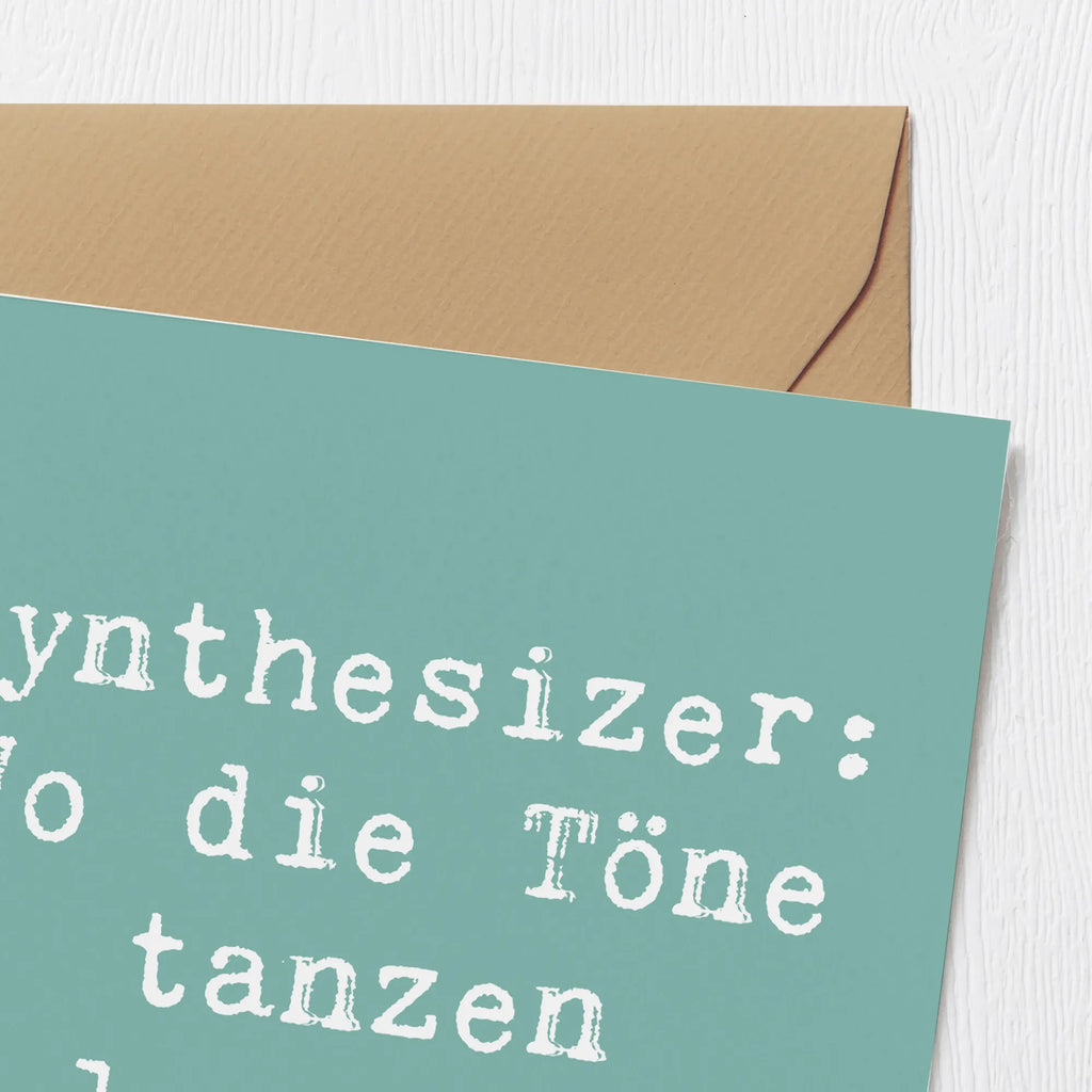 Deluxe Card Saying Synthesizer: Wo die Töne tanzen lernen! Geburtstagskarte, Hochzeitskarte, Grußkarte, Einladungskarte, Karte, Klappkarte, Glückwunschkarte, Hochwertige Klappkarte, Hochwertige Grußkarte, Instrumente, Geschenke Musiker, Musikliebhaber