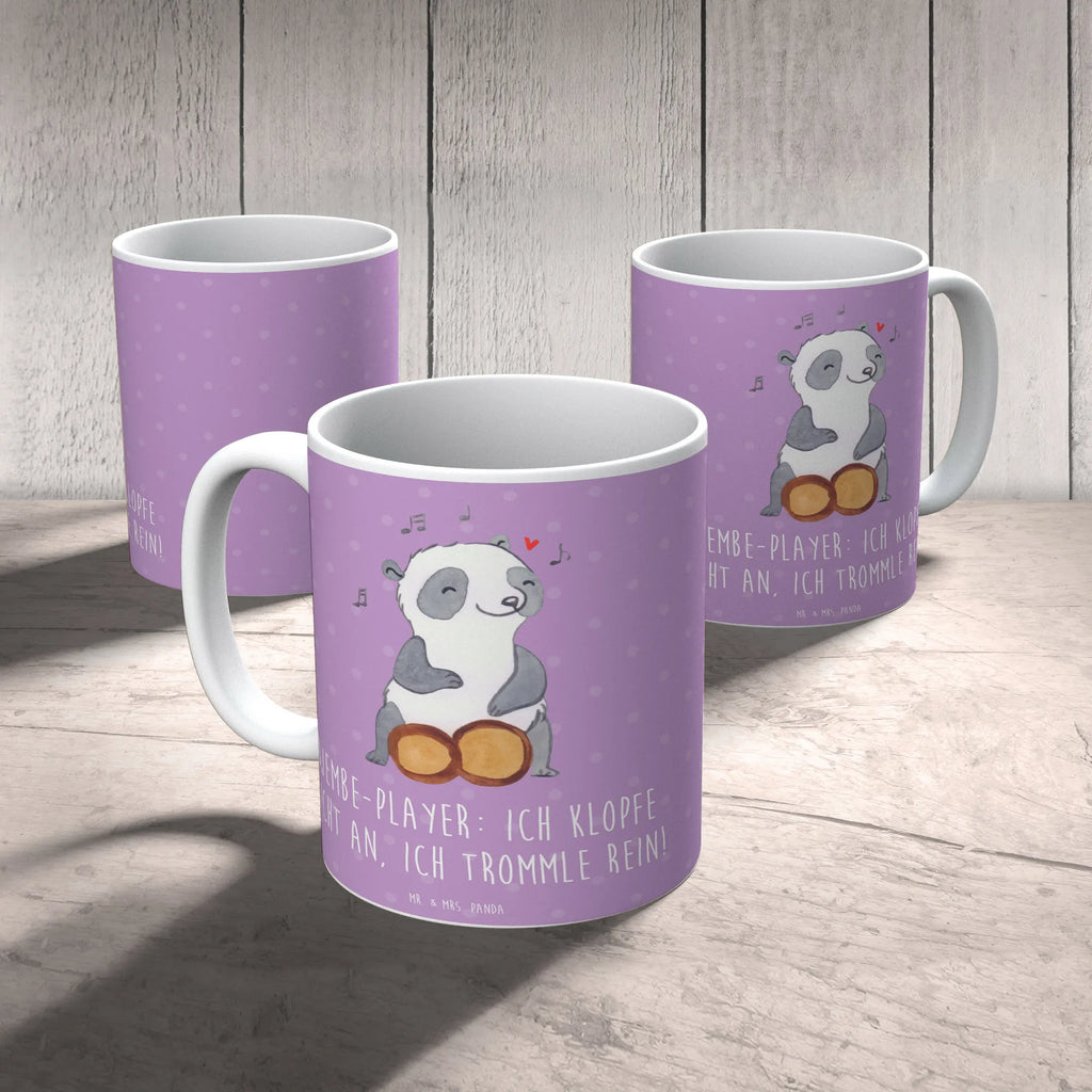 Mug Djembe-Player: Ich klopfe nicht an, ich trommle rein! Keramiktasse, Bürotasse, Tasse, Geschenktasse, Kaffeetasse, Tasse mit Motiven, Porzellantasse, Teetasse, Tasse mit Zitaten, Instrumente, Geschenke Musiker, Musikliebhaber