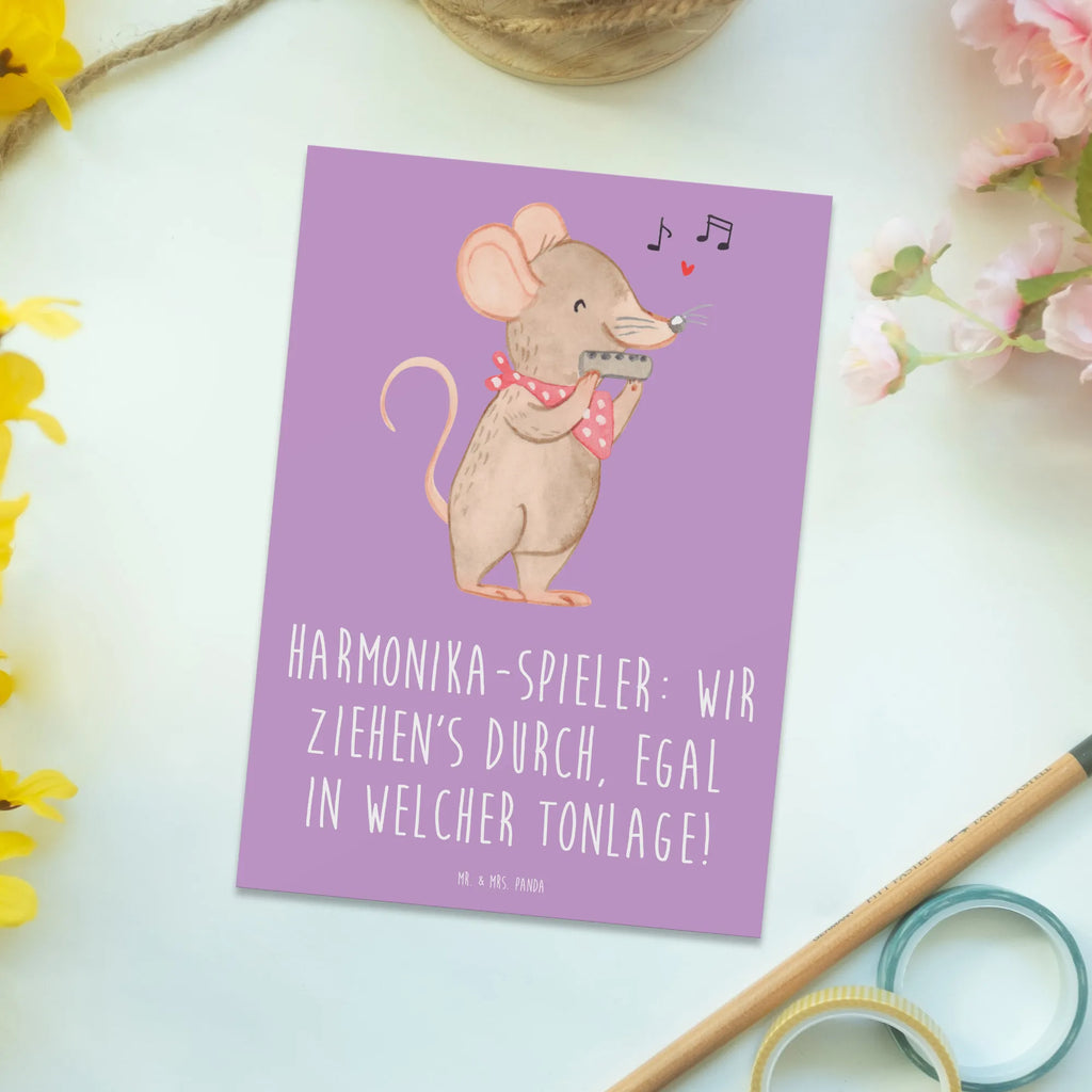Postcard Harmonika-Spieler: Wir ziehen’s durch, egal in welcher Tonlage! Ansichtskarten, Einladung Geburtstag, Einladungskarten Geburtstag, Postkarte, Geburtstagskarte, Karte, Ansichtskarte, Dankeskarte, Einladung, Einladungskarte, Geschenkkarte, Grußkarte, Instrumente, Geschenke Musiker, Musikliebhaber