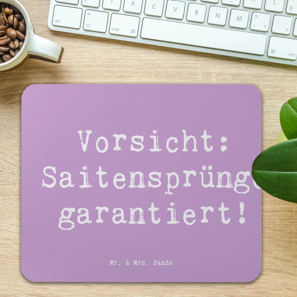 Mouse mat Saying Vorsicht: Saitensprünge garantiert! Mousepad, Computer zubehör, Büroausstattung, PC Zubehör, Arbeitszimmer, Mauspad, Einzigartiges Mauspad, Designer Mauspad, Mausunterlage, Mauspad Büro, Instrumente, Geschenke Musiker, Musikliebhaber