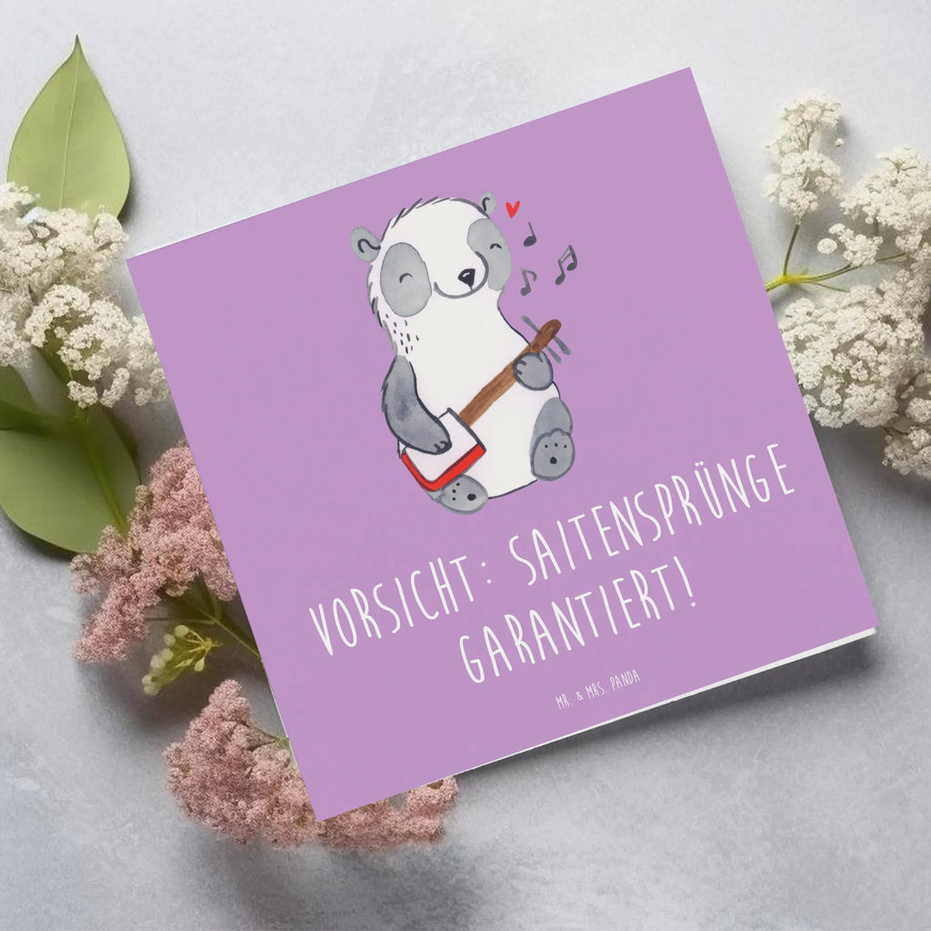 Deluxe Card Vorsicht: Saitensprünge garantiert! Hochwertige Grußkarte, Klappkarte, Karte, Geburtstagskarte, Hochwertige Klappkarte, Einladungskarte, Glückwunschkarte, Grußkarte, Hochzeitskarte, Instrumente, Geschenke Musiker, Musikliebhaber