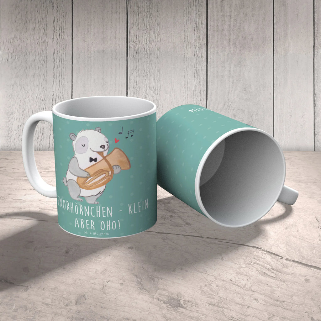 Mug Tenorhörnchen - klein aber oho! Tasse mit Zitaten, Keramiktasse, Teetasse, Bürotasse, Kaffeetasse, Porzellantasse, Geschenktasse, Tasse, Tasse mit Motiven, Instrumente, Geschenke Musiker, Musikliebhaber