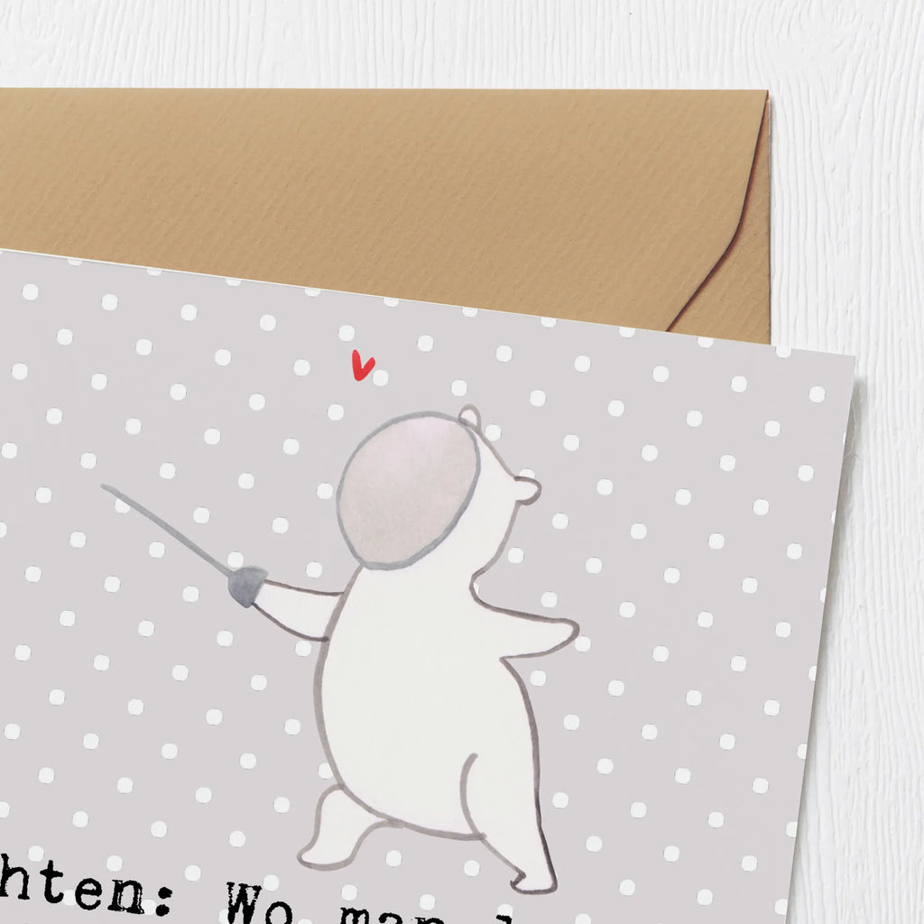 Deluxe Card Fechten: Wo man lernt, wie man elegant seinen Gegner aufspießt! Glückwunschkarte, Hochzeitskarte, Karte, Hochwertige Grußkarte, Klappkarte, Hochwertige Klappkarte, Einladungskarte, Grußkarte, Geburtstagskarte, Geschenk, Sport, Sportart, Hobby, Schenken, Danke, Dankeschön, Auszeichnung, Gewinn, Sportler