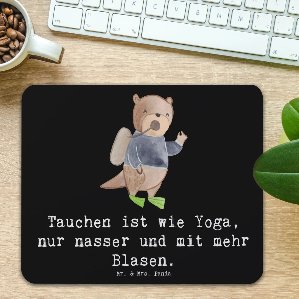 Mouse mat Tauchen ist wie Yoga, nur nasser und mit mehr Blasen. Mauspad Büro, Büroausstattung, Mausunterlage, Mousepad, Einzigartiges Mauspad, PC Zubehör, Mauspad, Arbeitszimmer, Computer zubehör, Designer Mauspad, Geschenk, Sport, Sportart, Hobby, Schenken, Danke, Dankeschön, Auszeichnung, Gewinn, Sportler