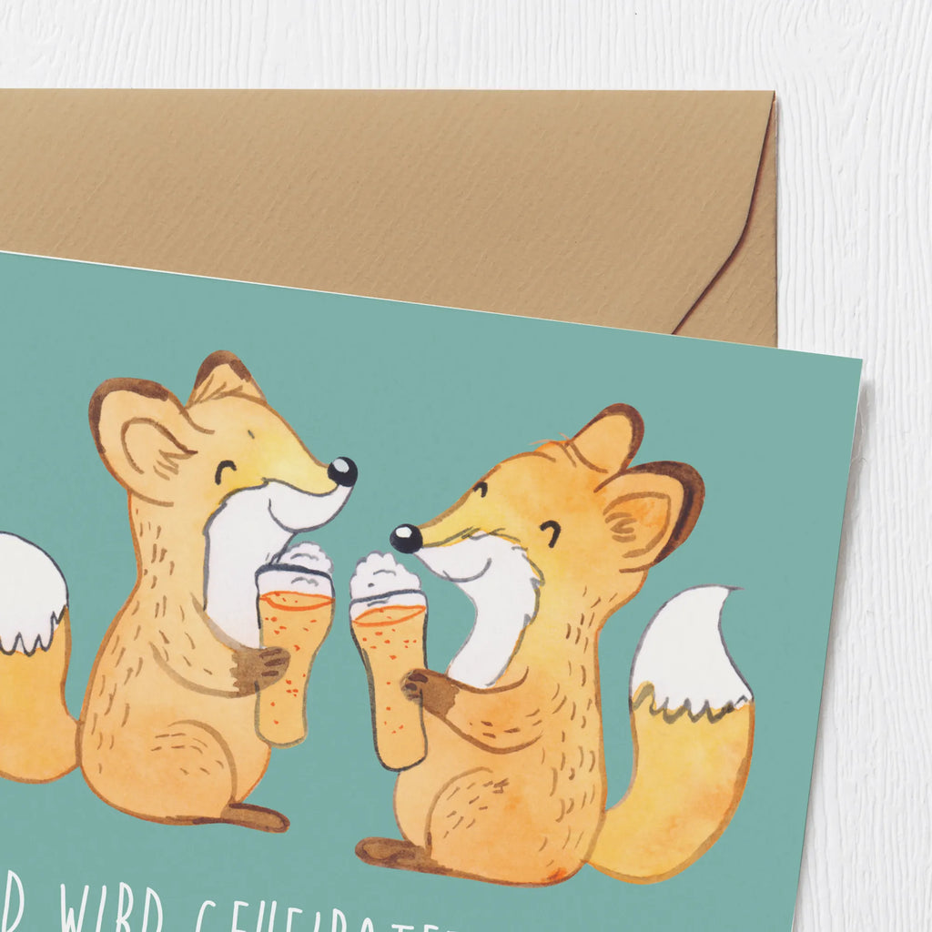 Deluxe Card Bald wird geheiratet - heute wird eskaliert! Auf einen famosen Junggesellenabschied! Karte, Klappkarte, Geburtstagskarte, Grußkarte, Glückwunschkarte, Hochwertige Grußkarte, Einladungskarte, Hochzeitskarte, Hochwertige Klappkarte, Hochzeit, Hochzeitsgeschenk, Ehe, Hochzeitsfeier, Trauung, Trauungsgeschenk, Verlobungsfeier, Verlobungsgeschenk, Hochzeitsgeschenkideen, Hochzeitsgeschenke für Brautpaar