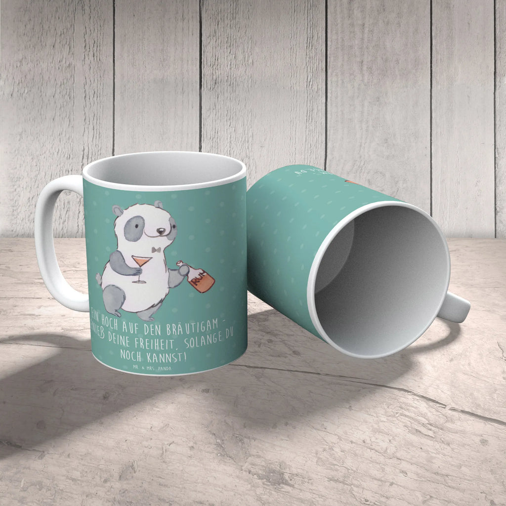 Mug Ein Hoch auf den Bräutigam - genieß deine Freiheit, solange du noch kannst! Porzellantasse, Tasse, Bürotasse, Kaffeetasse, Geschenktasse, Teetasse, Tasse mit Motiven, Tasse mit Zitaten, Keramiktasse, Hochzeit, Hochzeitsgeschenk, Ehe, Hochzeitsfeier, Trauung, Trauungsgeschenk, Hochzeitskarte, Verlobungsfeier, Verlobungsgeschenk, Hochzeitsgeschenkideen, Hochzeitsgeschenke für Brautpaar