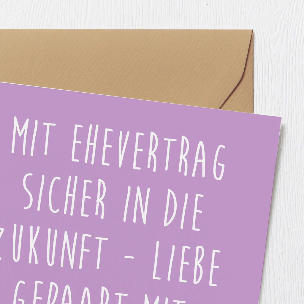 Deluxe Card Mit Ehevertrag sicher in die Zukunft - Liebe gepaart mit Weitsicht! Karte, Grußkarte, Hochzeitskarte, Hochwertige Grußkarte, Geburtstagskarte, Einladungskarte, Klappkarte, Hochwertige Klappkarte, Glückwunschkarte, Hochzeit, Hochzeitsgeschenk, Ehe, Hochzeitsfeier, Trauung, Trauungsgeschenk, Verlobungsfeier, Verlobungsgeschenk, Hochzeitsgeschenkideen, Hochzeitsgeschenke für Brautpaar